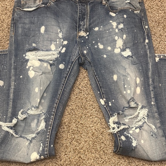 MNML Men’s Distressed Blue Jeans - Picture 2 of 5